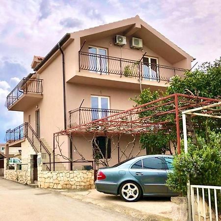 Apartments By The Sea Grebastica, Sibenik - 4881 Baselovici Eksteriør billede